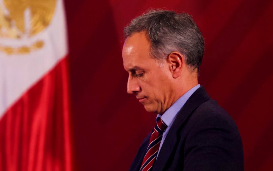 López-Gatell recibe oxígeno a 5 días de contraer Covid-19