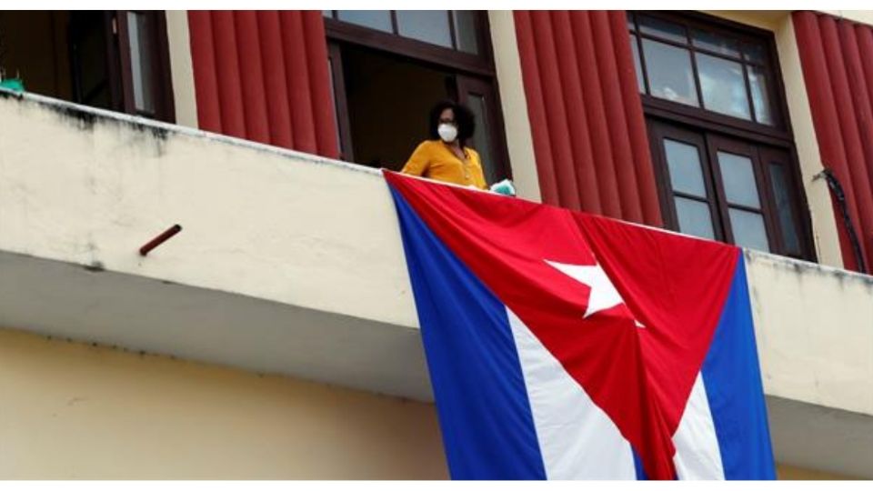 AMLO pide reflexionar a quienes se oponen a retirar el bloqueo a Cuba