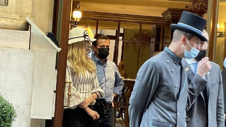 ‘Te van a meter a la cárcel’, gritan a Peña Nieto en Roma