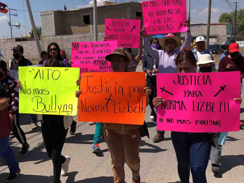 Azahara, la menor que golpeó a Norma Lizbeth, ‘es burlona y agresiva’