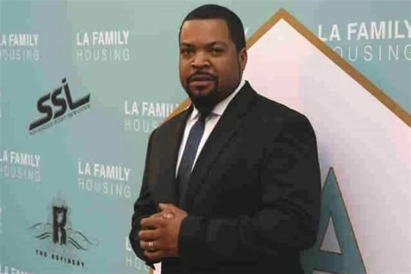 Queda Ice Cube atrapado en Australia por ciclón Alfred