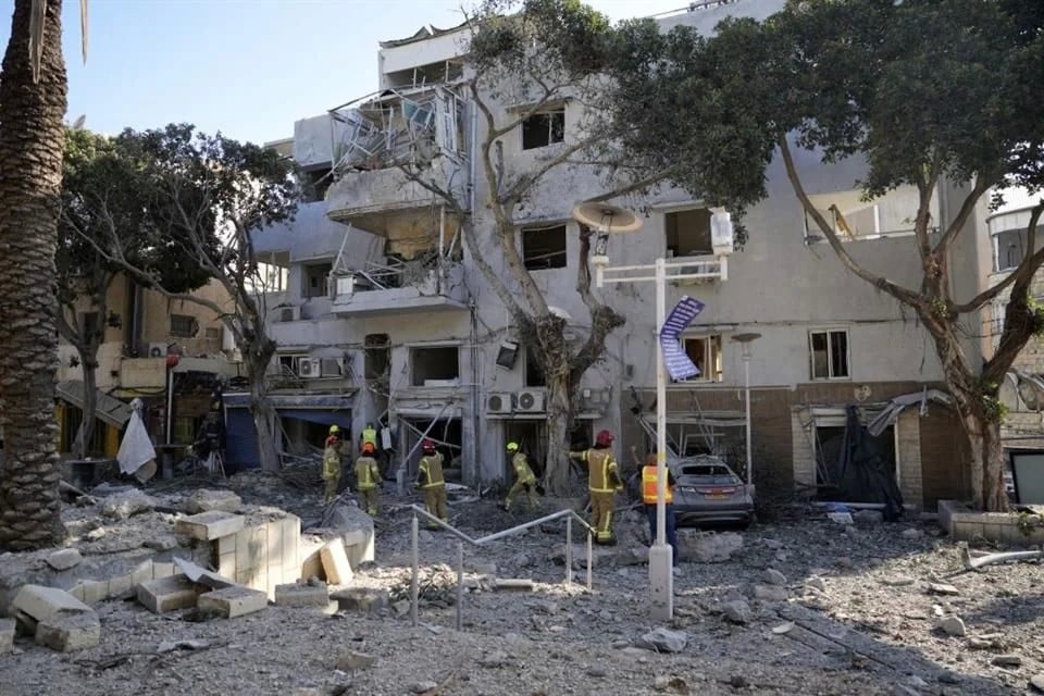 Declara SRE en alerta a embajadas; van 175 evacuados